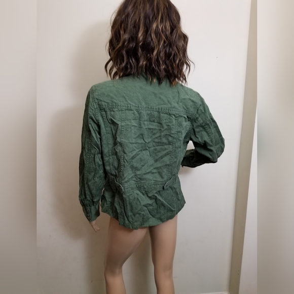 EUC Christopher & Banks Women's Green Long Sleeve Button Down Size L - Picture 3 of 8